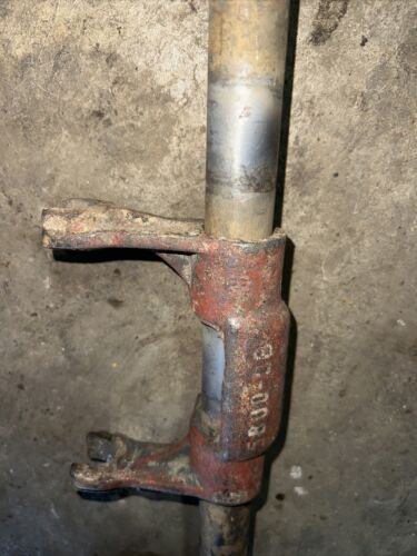 Used Clutch Release Fork fits International 660 450 Super MTA 400 Super M 560 M