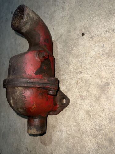 8313DA Thermostat Housing Gas W9 McCormick IHC Antique Tractor