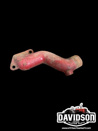 FARMALL Cub Lower Water Pipe