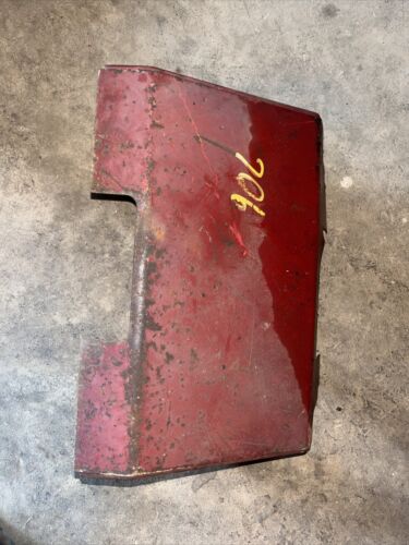 International Farmall 706 IH tractor original hydraulic valve cover panel