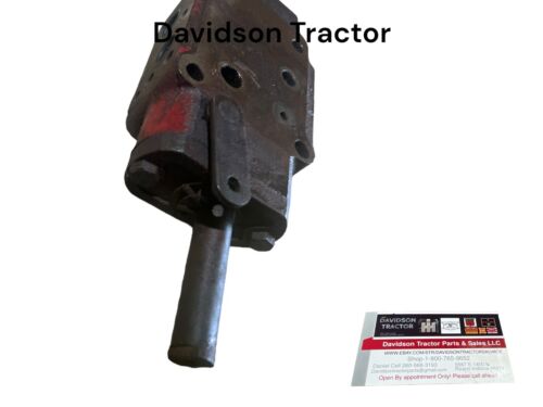 IHC Farmall Hydraulic Block Antique Tractor