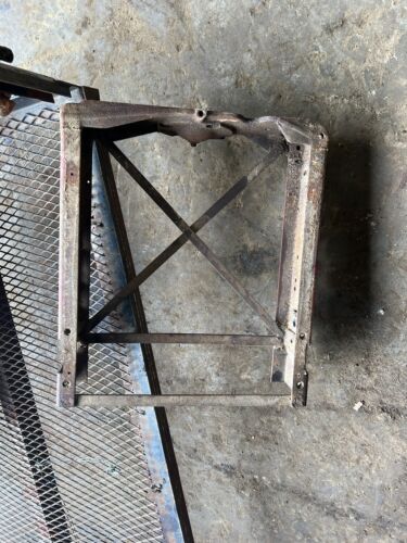Farmall 560 Radiator Support Antique Tractor