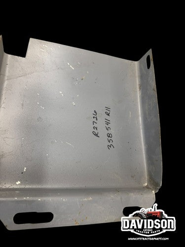 IH Farmall SA AV C SC 100 130 140 200 230 Battery Box Right Side Cover 358541R11