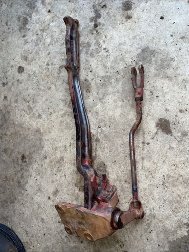 Farmall 300 RC Tractor TA Torque Amplifier engagement lever handle &/ bracket