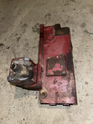 International IH Farmall 756 Right Hydraulic Couplers 706 806 856