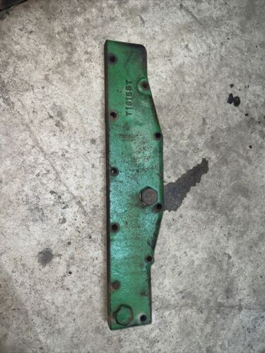 JOHN DEERE 2010 FINAL DRIVE COVER RIGHT HAND T16158T SUBS T12570T