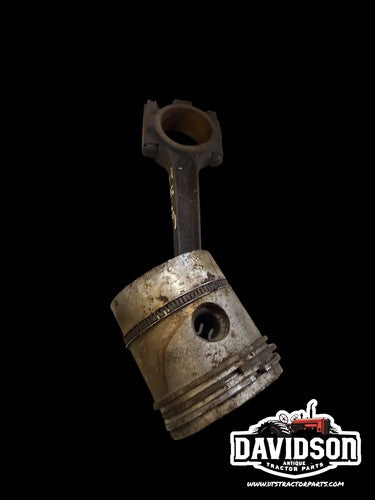 IH Farmall C Piston W/Connecting Rod Antique Tractor