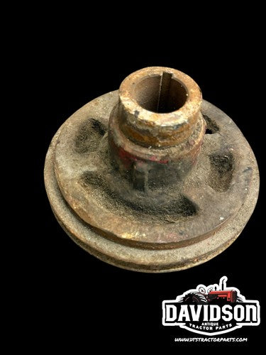 IH International Farmall 504 C-135 Gas Crankshaft Pulley Antique Tractor