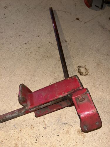 Farmall International 856 Hydraulic Lever