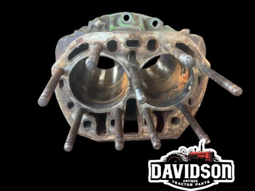 Late Styled John Deere B Cylinder Block B2500R  Antique Tractor