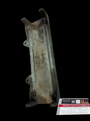 John Deere Styled B Radiator Side Casting Support B1804R