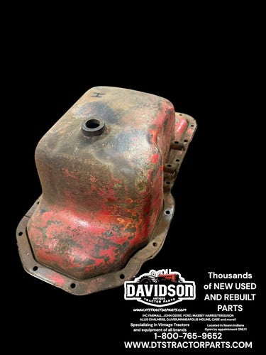 IHC Farmall H Oil Pan Antique Tractor Nice One!