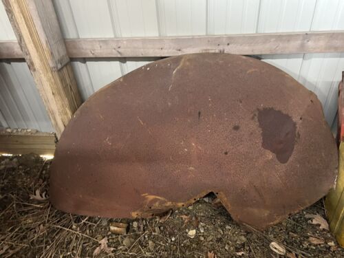 IHC Mccormick WD9 RIGHT Rear fender Antique Tractor