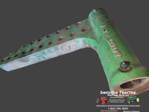 R49607 John Deere RHAxel Knee 4040 4050 4055 4230 4240 4250 4255 4430 4440 4450