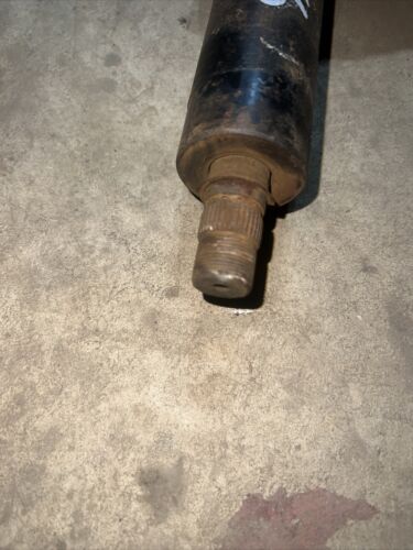 International Harvester 1586 upper steering Shaft Column