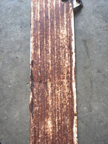 Farmall 460 560 RC Tractor Original IHC IH white hood RightRear side cover panel