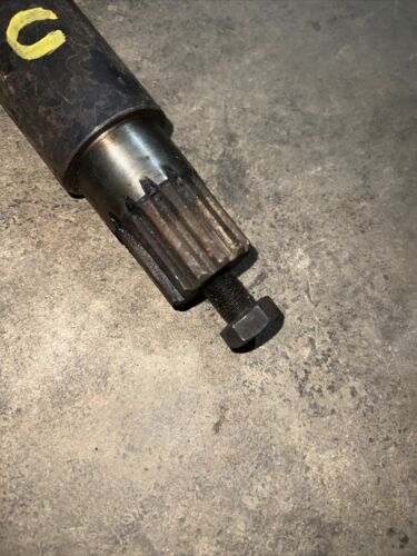 International Farmall 460 Utility Tractor IH PTO Power Take Off input shaft