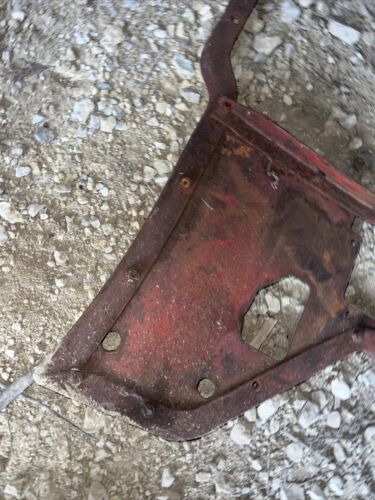 McCormick W9 WD9 Floor platform fender Mount Antique Tractor