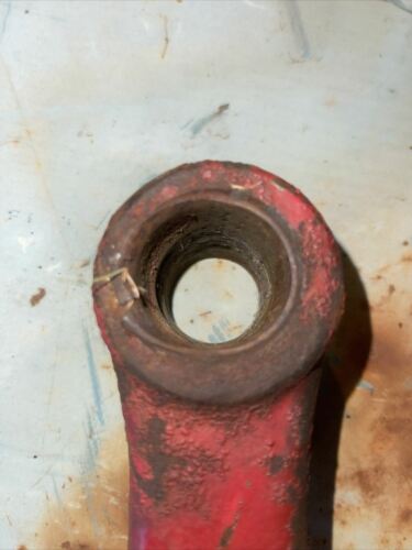 Farmall IHC 656 RC High Utility Tractor ORIGINAL IH Right Rockshaft lift arm.