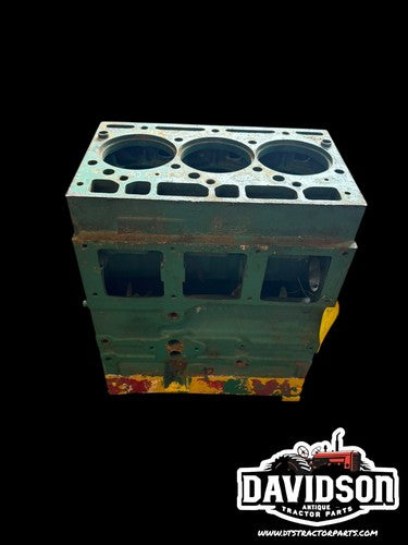IH INTERNATIONAL 484 DIESEL BLOCK D179 GOOD USED BLOCK 3055001R3