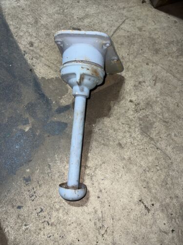 B700R Unstyled John Deere B tractor JD transmission cover oil breather tube cap