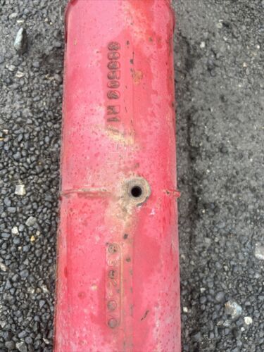 International Farmall IH 806 RC tractor gas 301 motor valve cover 383503R1