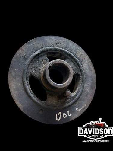 International Harvester 806 1206 1026 856 1256 1456 Crankshaft Pulley
