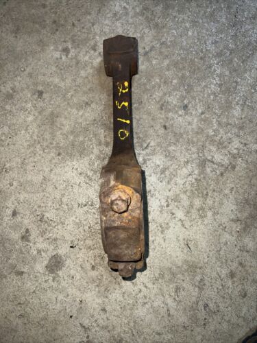 John Deere 2510 Connecting Rod T200071