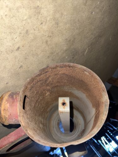 IH Farmall 706 Gas Tractor Engine Motor Air Pre Cleaner Filter Housing