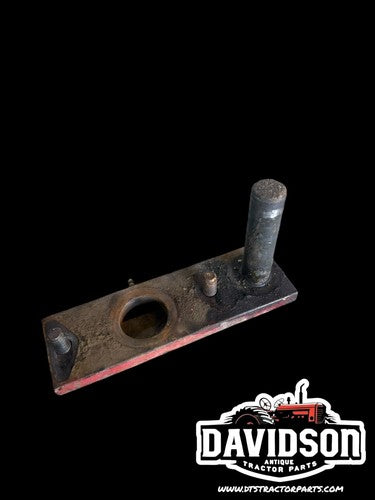 405579R1 IH International 464 Front Axel Bracket Antique Tractor