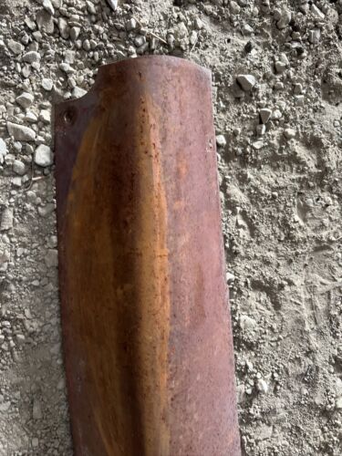IH FARMALL 460, 560 RIGHT BATTERY COVER  OEM IHC Part Right Side Cover