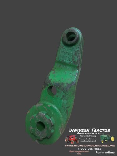 USED JOHN DEERE  2510 3020 4030 TRACTOR RH HYDRAULIC LIFT ARM R26464R, AR40975