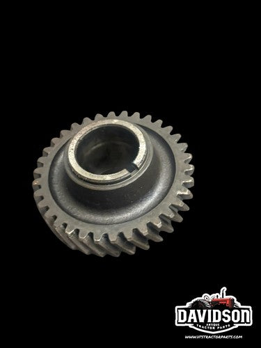 John Deere 2010 RU Transmission Rear Input Shaft Gear T13180T  Tractor