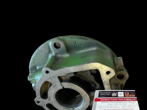 JOHN DEERE LATE B. L.H. CRANKSHAFT MAIN BEARING HOUSING B2465R.
