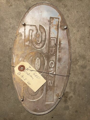 International Harvester Farmall 560 L.P. Gas Aluminum Side Emblem IH Tractor LP