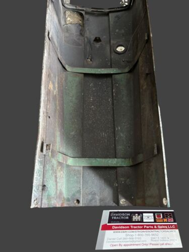 AA6481R John Deere 60 Hood  Nice Original Fits S/N 6035350 up Antique Tractor