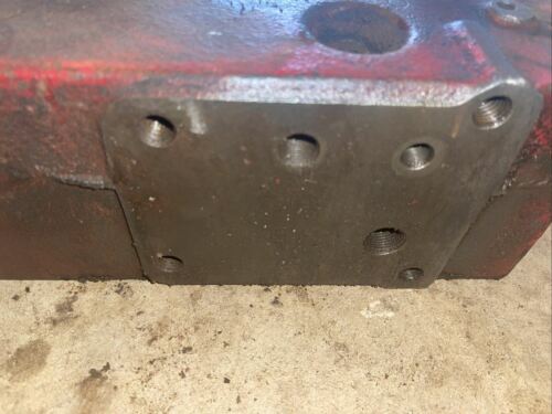 Farmall International 300 350 Utility Hydraulic Resivor Seat Mount