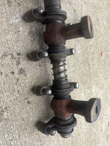 Farmall H 300 350 rocker Arm assembly