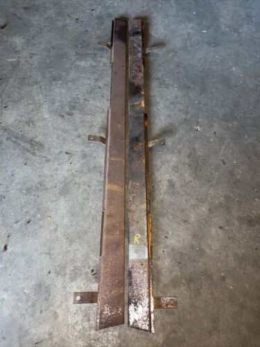 International 364 354 Tractor Under hood skirts PAIR