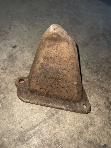 John Deere 620 630 A5316R upper radiator casting