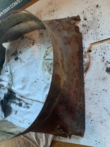 Farmall 300 350 Rowcrop tractor Original IH radiator fan shroud