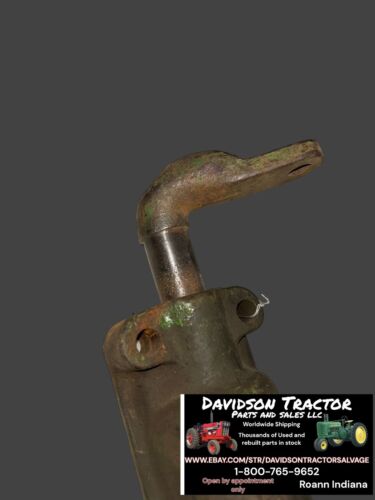 John Deere Unstyled B Clutch Housing W/Shaft B167R