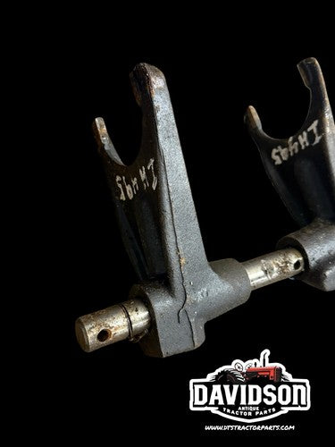 International 495 Tractor Shift Forks W/rail Antique Tractor