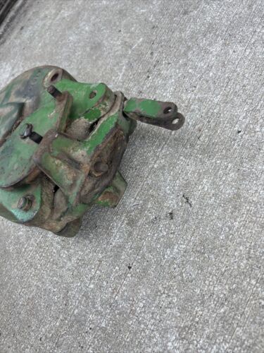 John Deere 40T brake housing M1781T