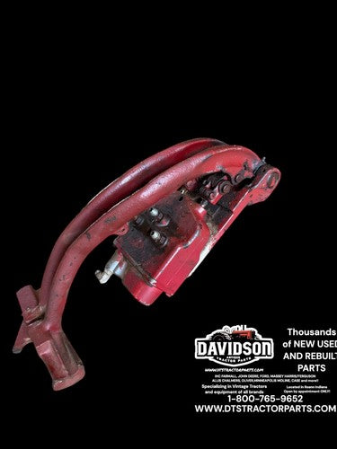 IH Farmall 826 Good Working Brake Valve Assembly W/mounting Bracket And Pedals