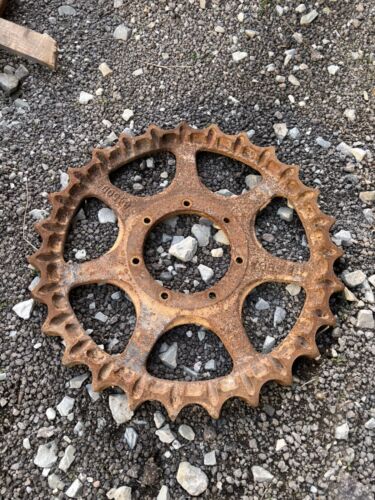 McCormick International T9 TD9 Dozer Crawler Tractor Drive Sprocket 8450-DA