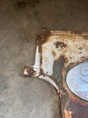 Farmall 560 IH tractor front radiator side hood cover panel w/ emblem RIGHT