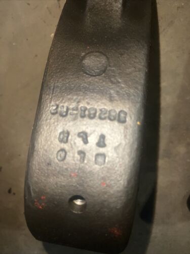 International 1486 1586 Bell Crank & Connecting Rod 382810R2 382812R4