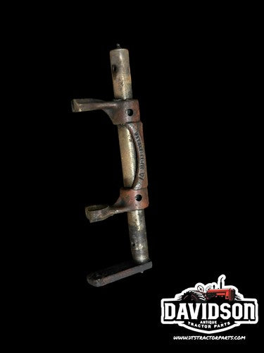 International Clutch Release Fork W/shaft 385-885 Tractors  398342R1