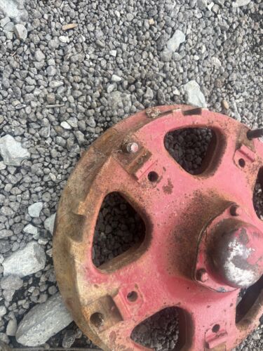 IHC W-9 WD9 McCormick Tractor Front Hub W/Cap Antique Tractor